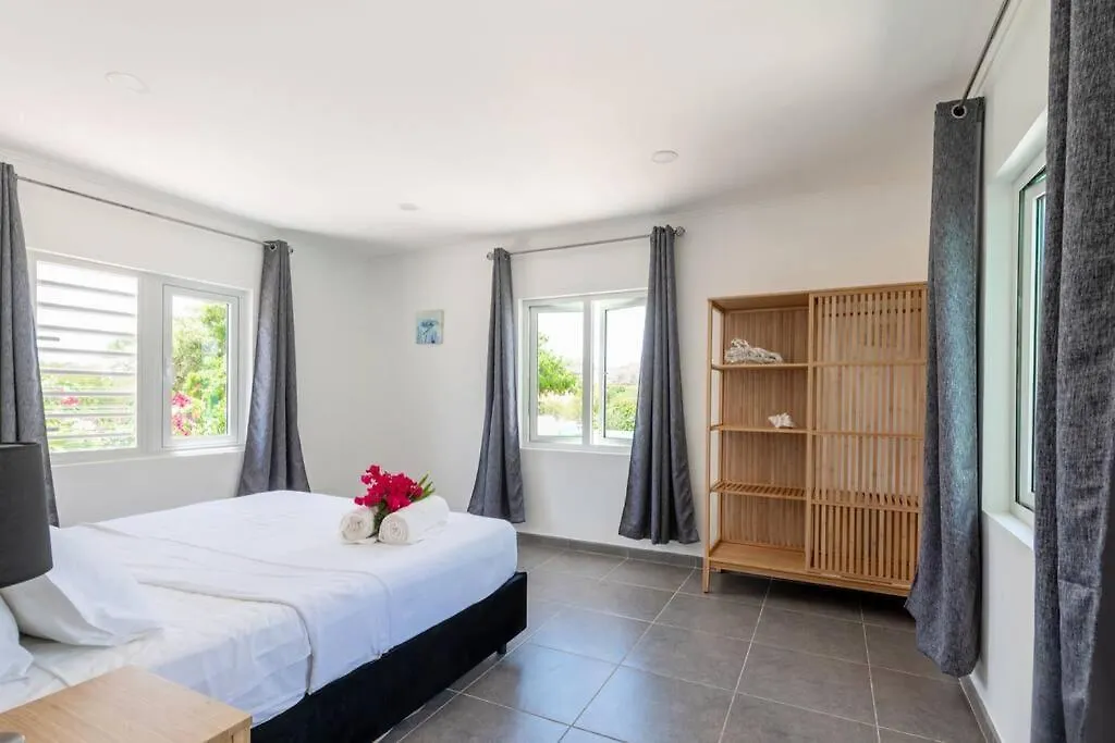Villa Maya Barber Curacao